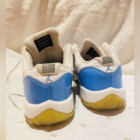 Jordan 11s Size 4.5y - Picture 3 of 5